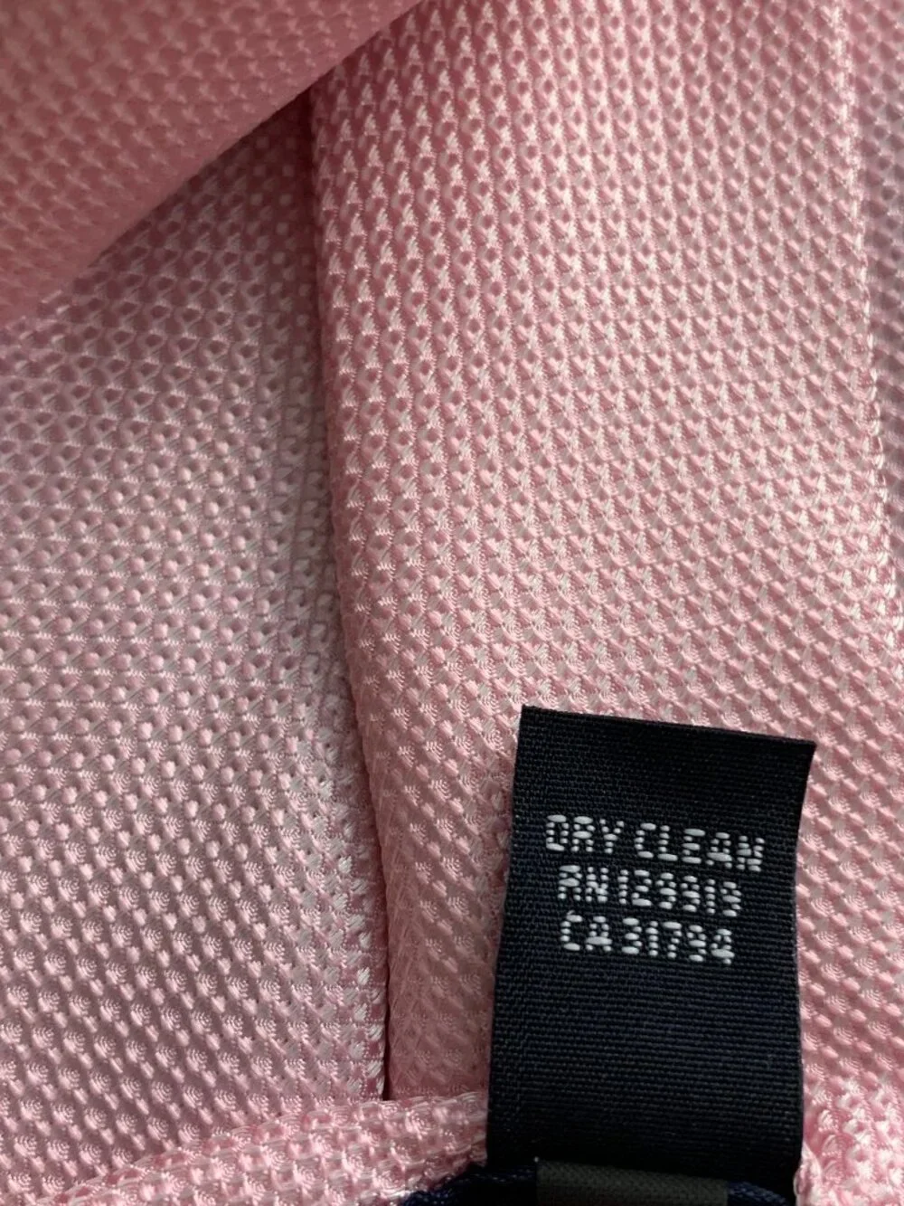 Tommy Hilfiger Men's 3'' Polyester Blend Neck Tie, Pink Marrero Solid, One Size